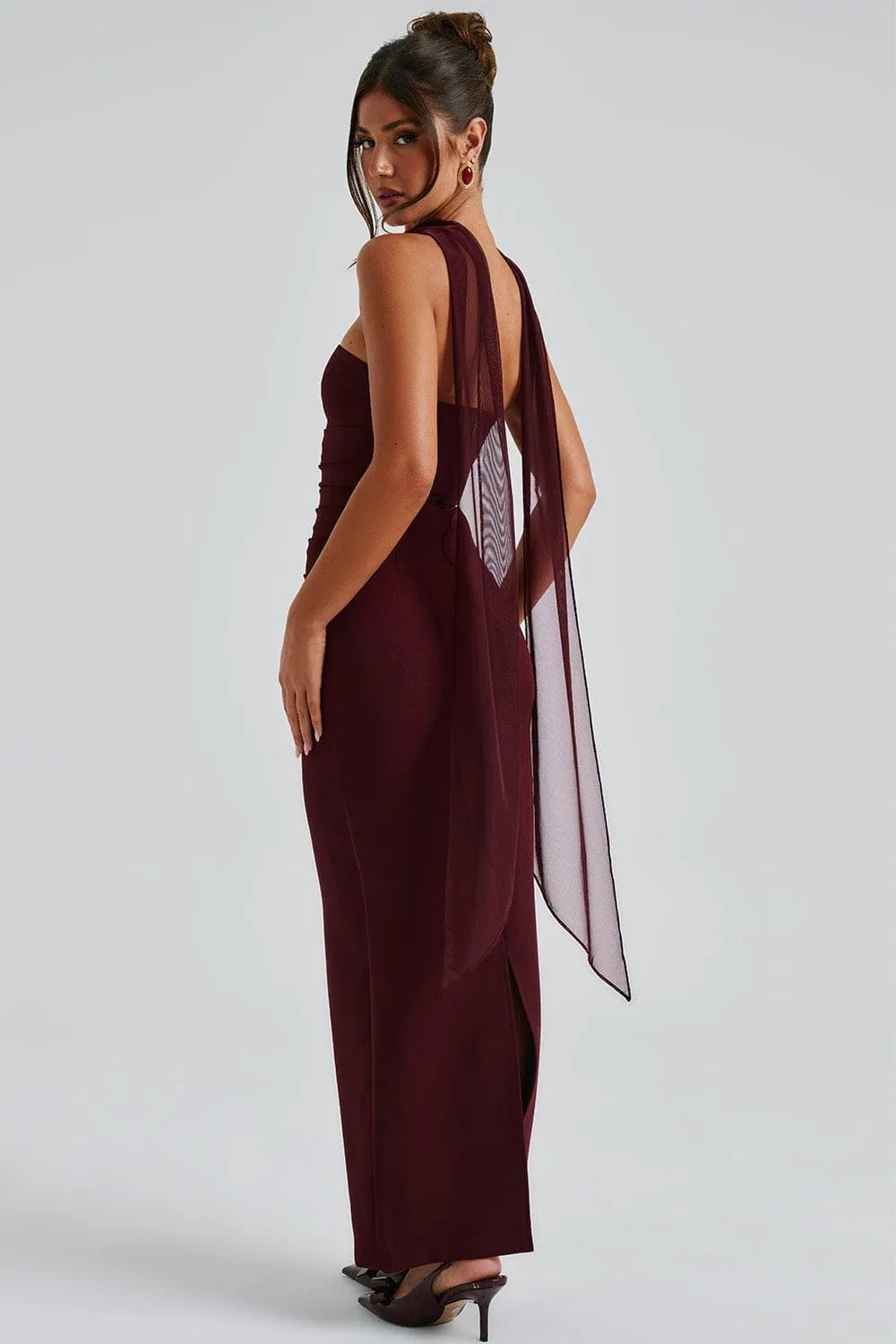 Sukienka maxi z rozcięciem